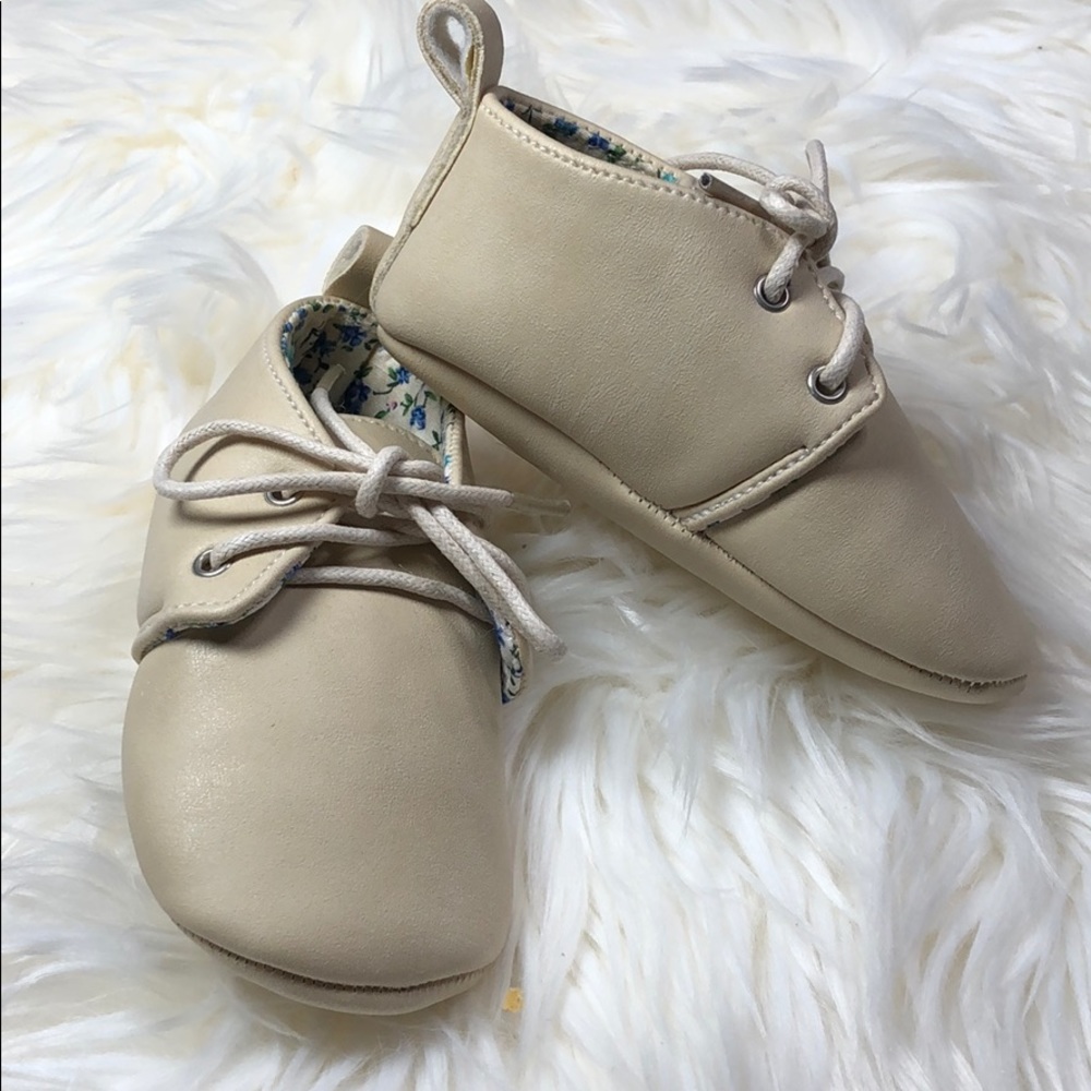 🌟3/$20 Tan baby toddler soft sole lace up oxford - Picture 7 of 8